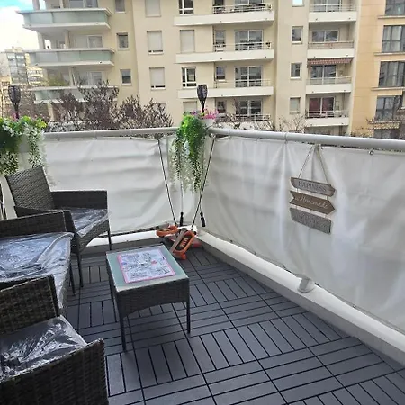 Prestige Paris-la Defense Terrasse شقة *