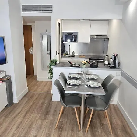 Prestige Paris-la Defense Terrasse